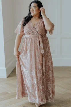 Best Uma Velvet Maxi Dress | maxi dresses | WEDDING SUITE