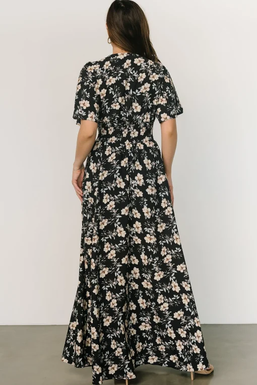 Store Verona Smocked Maxi Dress | WINTER ESSENTIALS